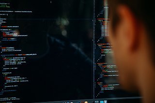 零基礎工廠員工也能開發App？蘋果推動編程技術平民化